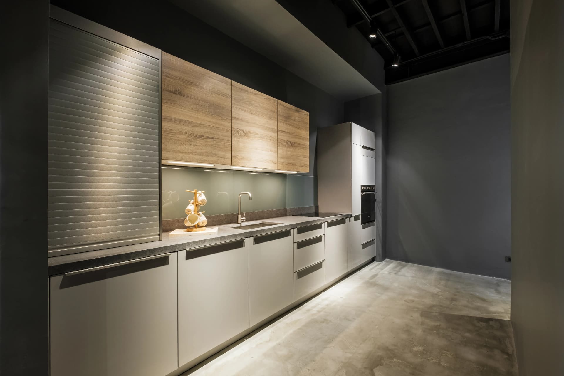 Express Kitchen 1
