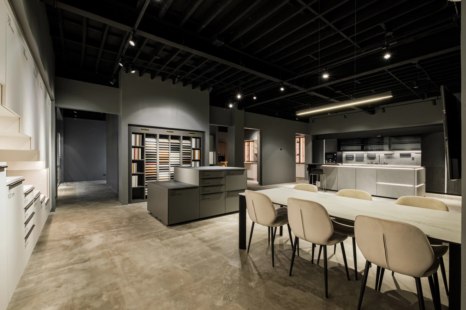 Showroom Image 1